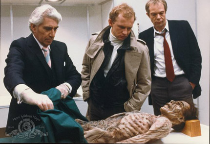 Hooper, Tobe. Lifeforce. 1985