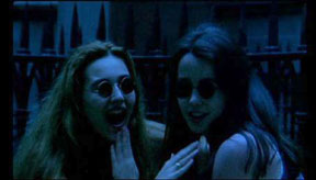 Rollin, Jean. Les deux orphelines vampires. 1997